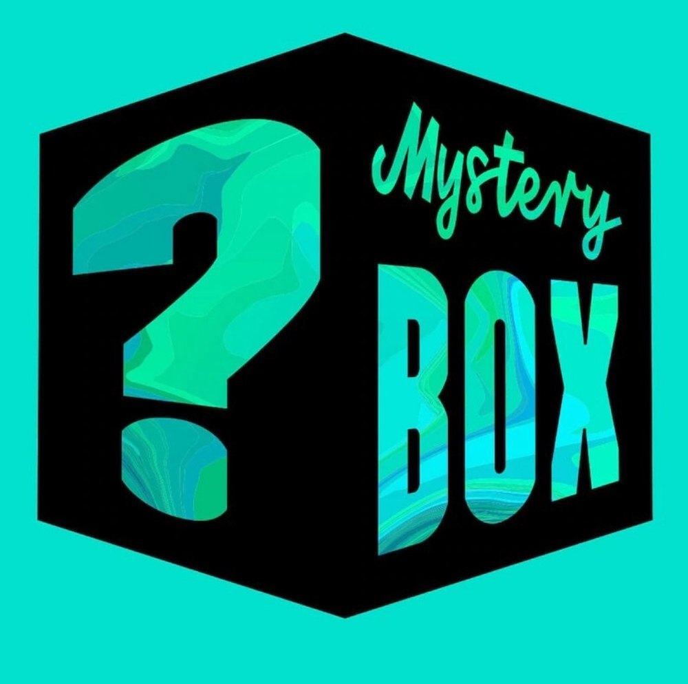 Mystery box with antiques, uniques ect!